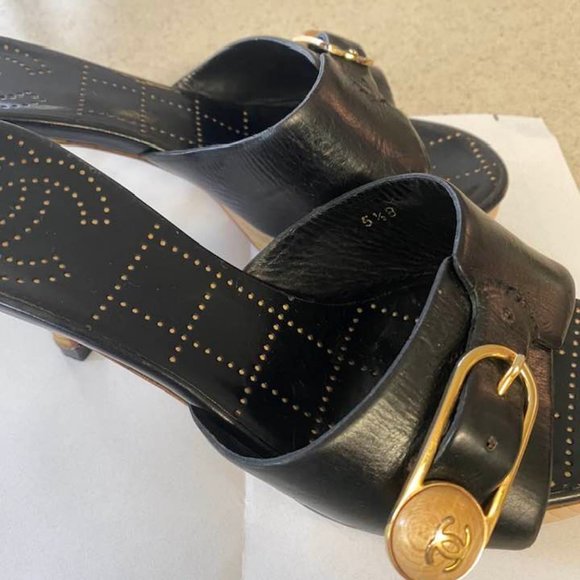 Auth. Chanel Leather Heels Sandals With Wooden Platform Size 5, 5 Made in Italy - Picture 2 of 9